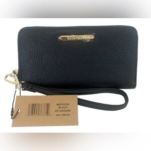 Steve Madden Black Faux Pebble Leather Wallet Wristlet